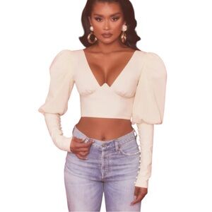 New Diamond‎ Heart Plunge Neck Puff Sleeve Crop Top in cream 
Sz